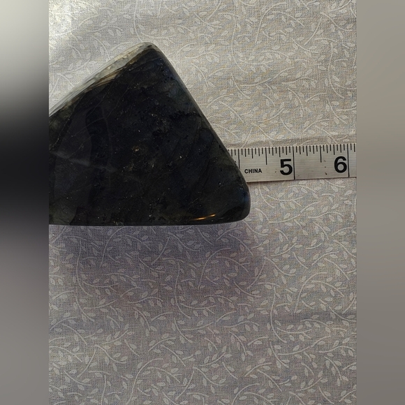 Labradorite Crystal Free Form - Picture 7 of 7